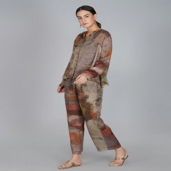 YAVI, Printed Straight Fit Pants
