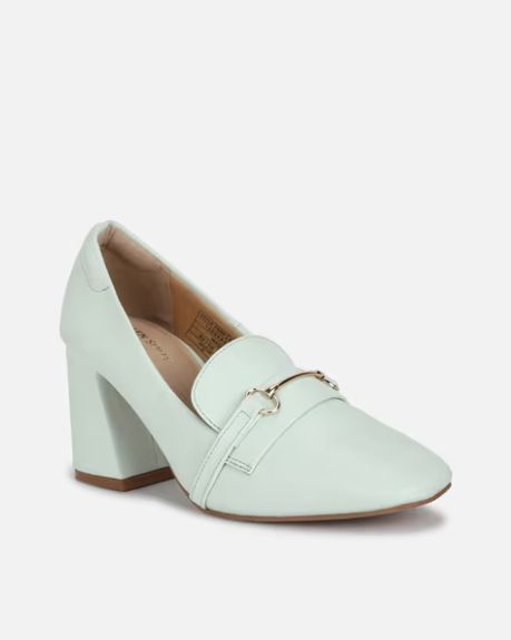 ALLEN SOLLY, Women Round-Toe Pumps woth Metal Accent