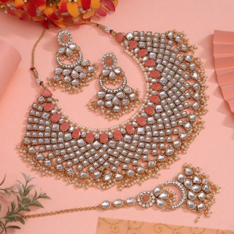 Peach Color Kundan Necklace Set