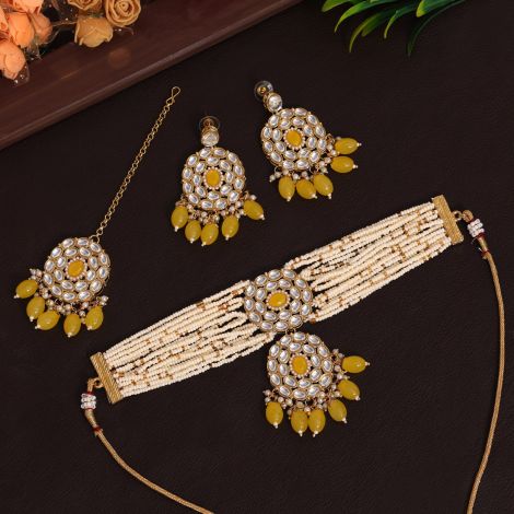 Yellow Color Choker Kundan Necklace Set