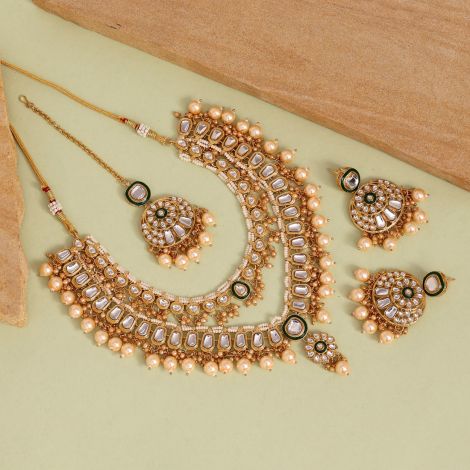 Gold Color Kundan Necklace Set