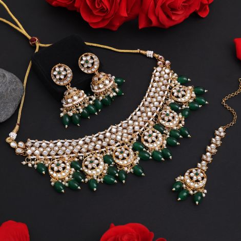 Green Color Choker Kundan Necklace Set