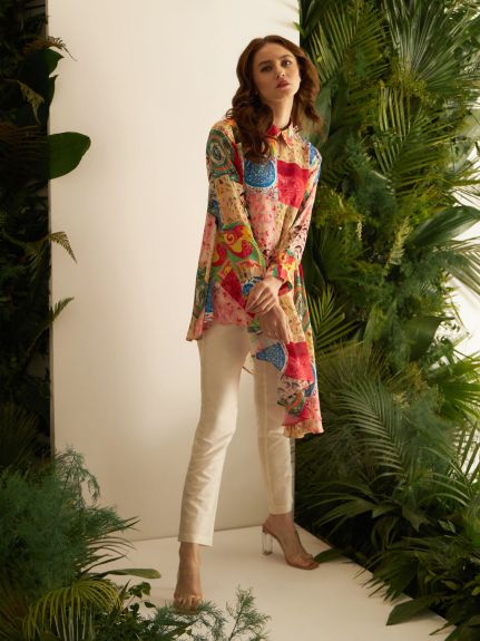 RED TRIUMPH TAIL TOP