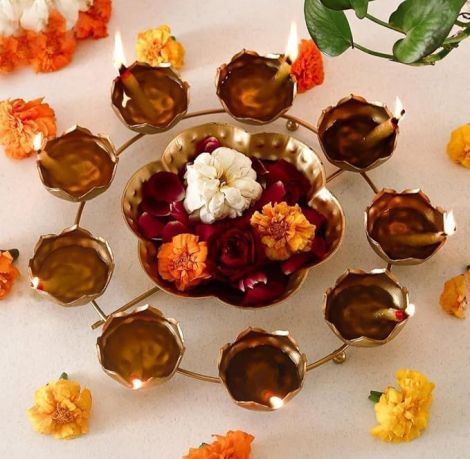 Golden Urli Bowl Rangoli for Home Decoration | Metal Floating Flower & Tealight Candle Holder | Perfect for Diwali, Festive Celebrations, Weddings & Housewarmings | Traditional Decor Accent (1)