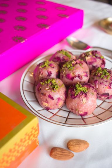 Rose Almond Laddu (LMB)