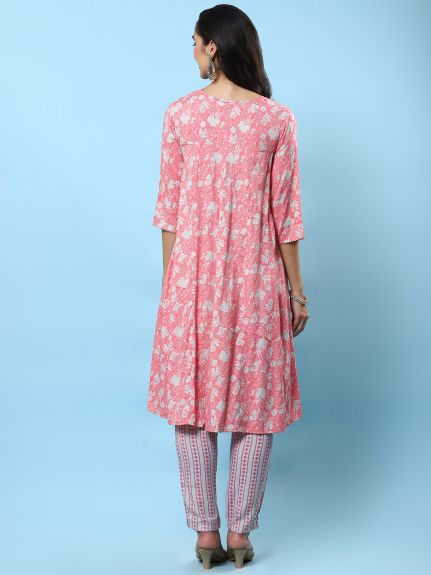 Shree Women Liva (Rayon) Pink Floral Print Kurta With Trouser