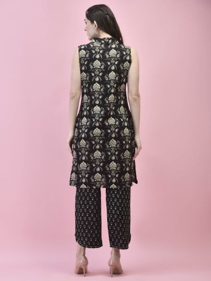Shree Women Cotton Black Floral Print Kurta With Comfort Pant