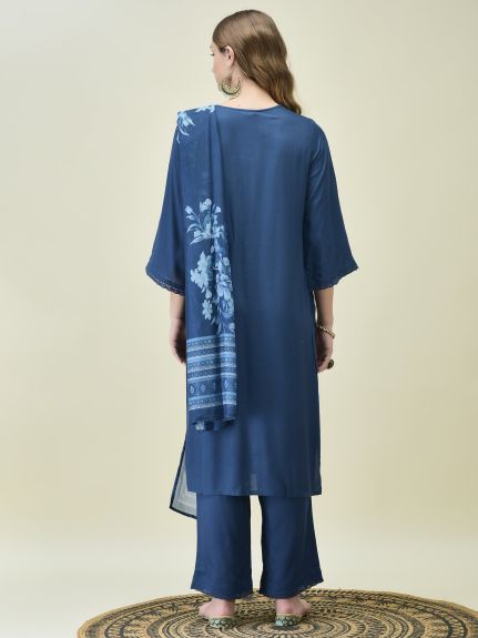 Shree Women Liva (Rayon) Blue Embroidered Kurta Comfort Pant Dupatta