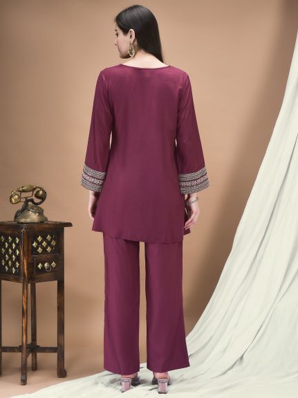 Shree Women Poly Viscose Purple Embroidered Co-Ord Set