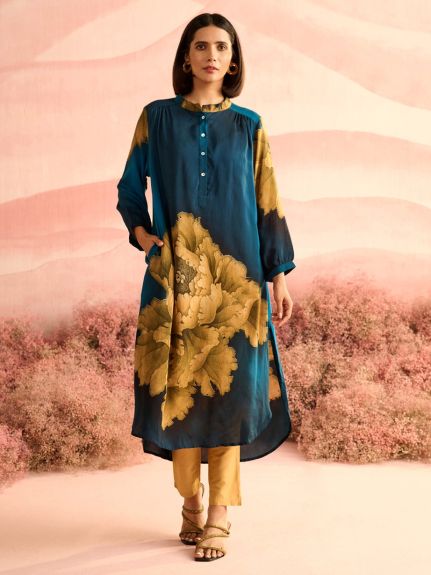 BLUE FLORA GATHERED TUNIC