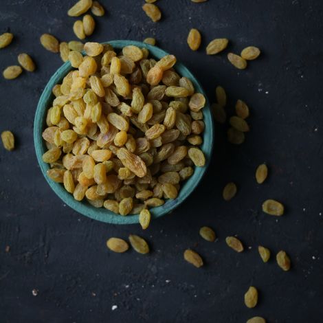Premium Raisins (Almond House)
