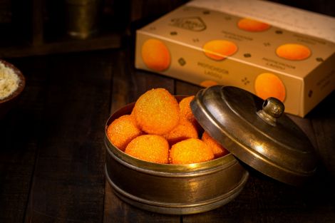 Motichoor Laddu (Almond House)