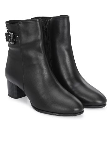 DELIZE,Women Ankle-Length Boots with Zip-Closure