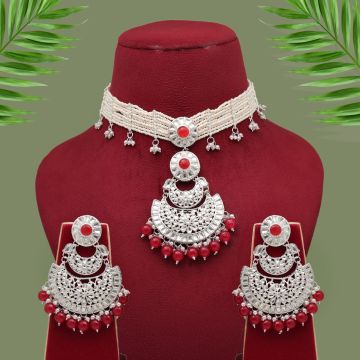 Maroon Color Choker Kundan Necklace Set