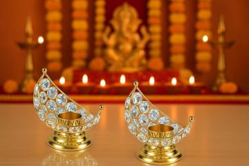 CentraLit Crystal Moon Tealight Candle Holder for Home Decor | Diwali Decoration Items | Decorative Tea Light Holder | Golden Candle Stand for Pooja Room | Return Gifts for Diwali | Set of 2 Diyas
