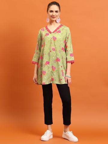 Shree Women Liva (Rayon) Green Floral Print Tunic