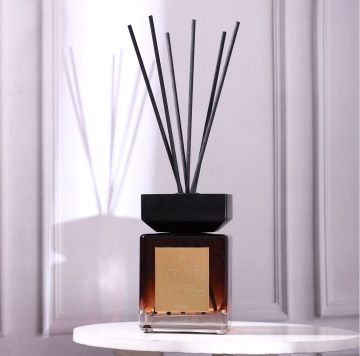 Luxe Noir - 500ml Reed Diffuser 