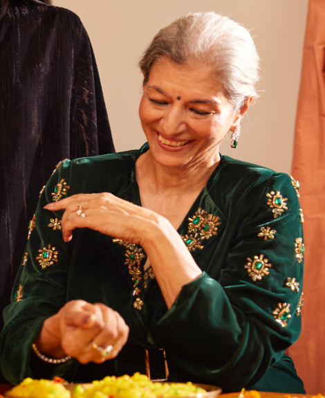 EMERALD GREEN JAGGED BEADED COAT