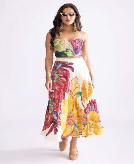 Saaksha & Kinni Ivory & Multi-Colored Habutai Daisy Printed Skirt Set