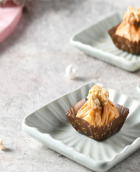 Kaju Pyramid Baklava (Bikanervala)