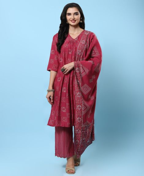 Shree Women Muslin Pink Geometric Print Kurta Comfort Pant Dupatta