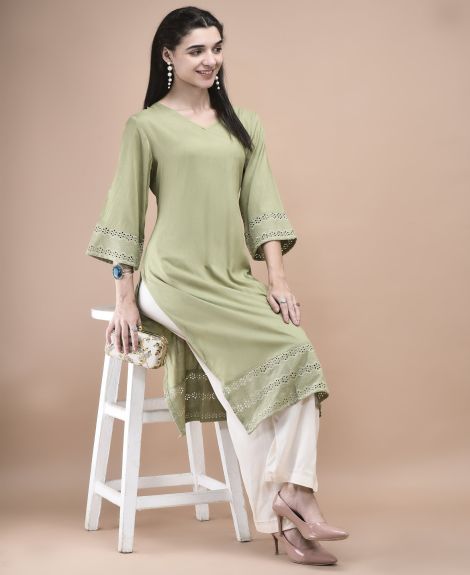 Shree Women Liva Green Embroidered Kurta