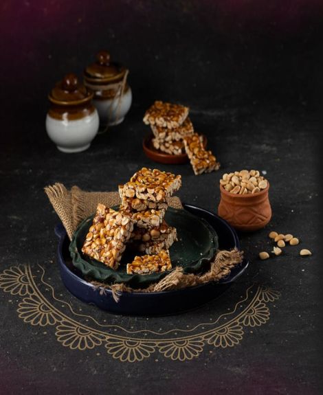 Groundnut Chikki (Almond House)