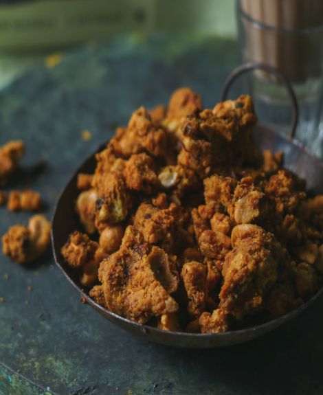 Kaju Pakodi (Almond House)