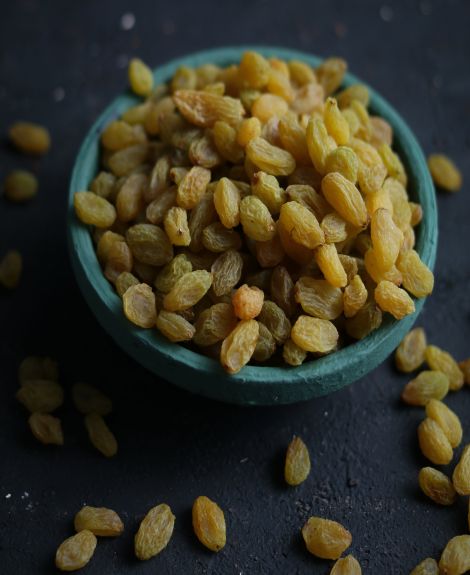 Premium Raisins (Almond House)