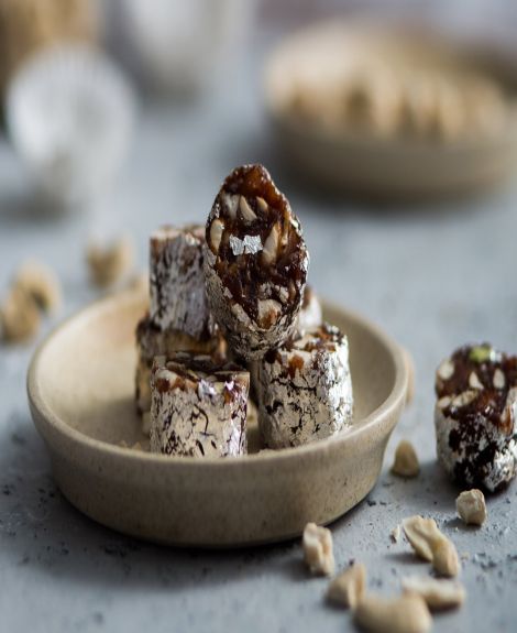 Khajoor Doller (Almond House)