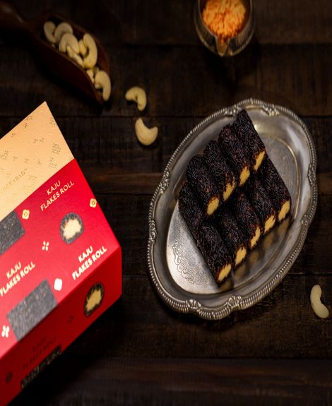 Kaju Flakes Roll (Almond House)