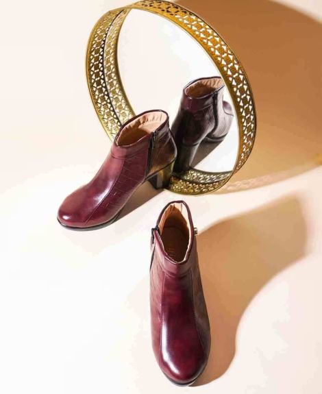 SELFIEE, Women Croc-Embossed Ankle-length Boots